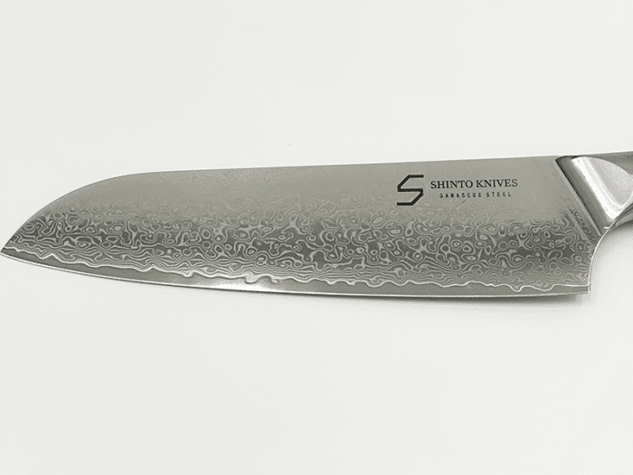 Kami Santoku kniv