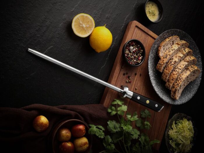 Diamant strygestål til vedligeholdelse af skarpe knive – ideel til daglig brug og præcis ægjustering.